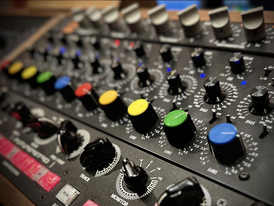 Analog Mastering Gear